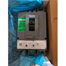 Schneider Electric CVS400F TM400D 3P3D Circuit Breaker