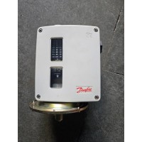 DANFOSS RT113 PRESSURE SWITCH 